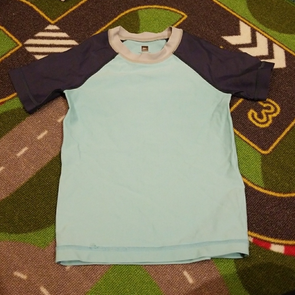 GUC Tea Collection Rash Guard